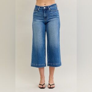 Judy Blue Mid Rise Crop Wide Leg Jeans